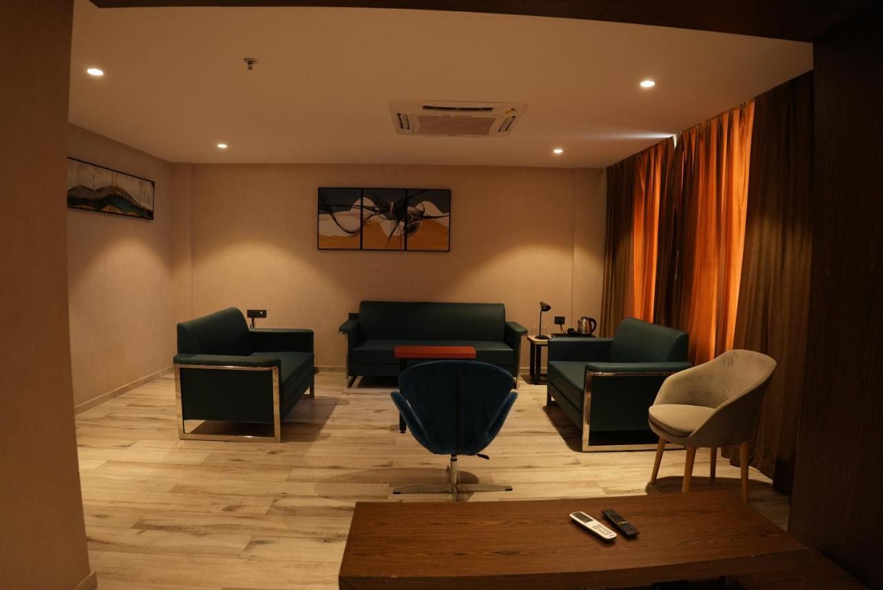 Hotel Ocean Vista Bay Visakhapatnam Exterior photo