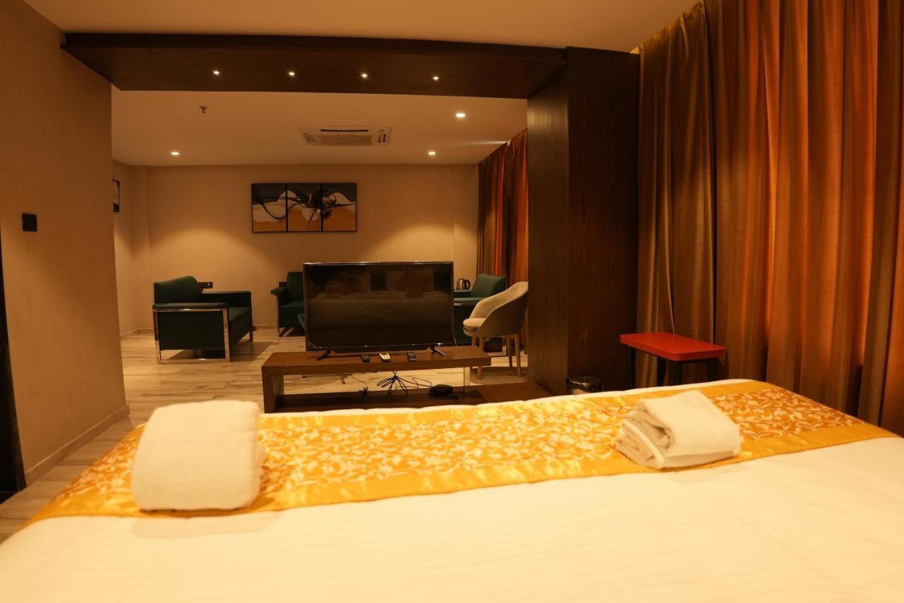 Hotel Ocean Vista Bay Visakhapatnam Exterior photo